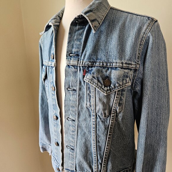 Vintage 70s Levi's 2 Pocket Type III Trucker Jacket Distressed Denim Small Aged - Picture 4 of 16